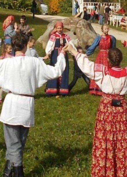 Народным традициям жить и крепнуть. Познавательная программа